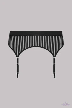 Maison Close Bande à Part Suspender Belt 13 Maison Close Bande à Part Suspender Belt -Mayfair Stockings Mayfair Stockings Garterbelt BandeaPart Garter Belt BAP 560107 2 640x960 crop center 2x 2