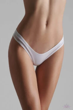 Maison Close Pure Tentation White High Thong 16 Maison Close Pure Tentation White High Thong -Mayfair Stockings Mayfair Stockings608513 pure tentation blanc 0121 2560x3840 crop center 166