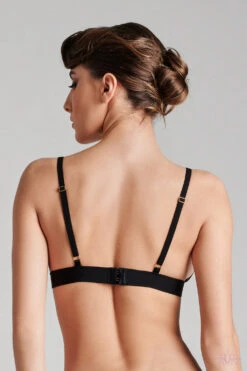 Maison Close Madame Reve Triangle Bra -Mayfair Stockings Mayfair Stockings608820 2560x3840 madame reve 0362 2560x3840 crop center 37