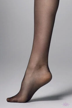 Veneziana Mercedes Hold Ups 8 Veneziana Mercedes Hold Ups -Mayfair Stockings Mayfair Stockingsar mercedes ponczochy dam bianco 1 2 veneziana 4 21